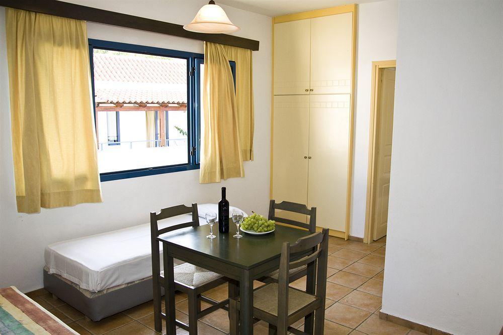 Iliana Apartments Georgioupoli Ngoại thất bức ảnh
